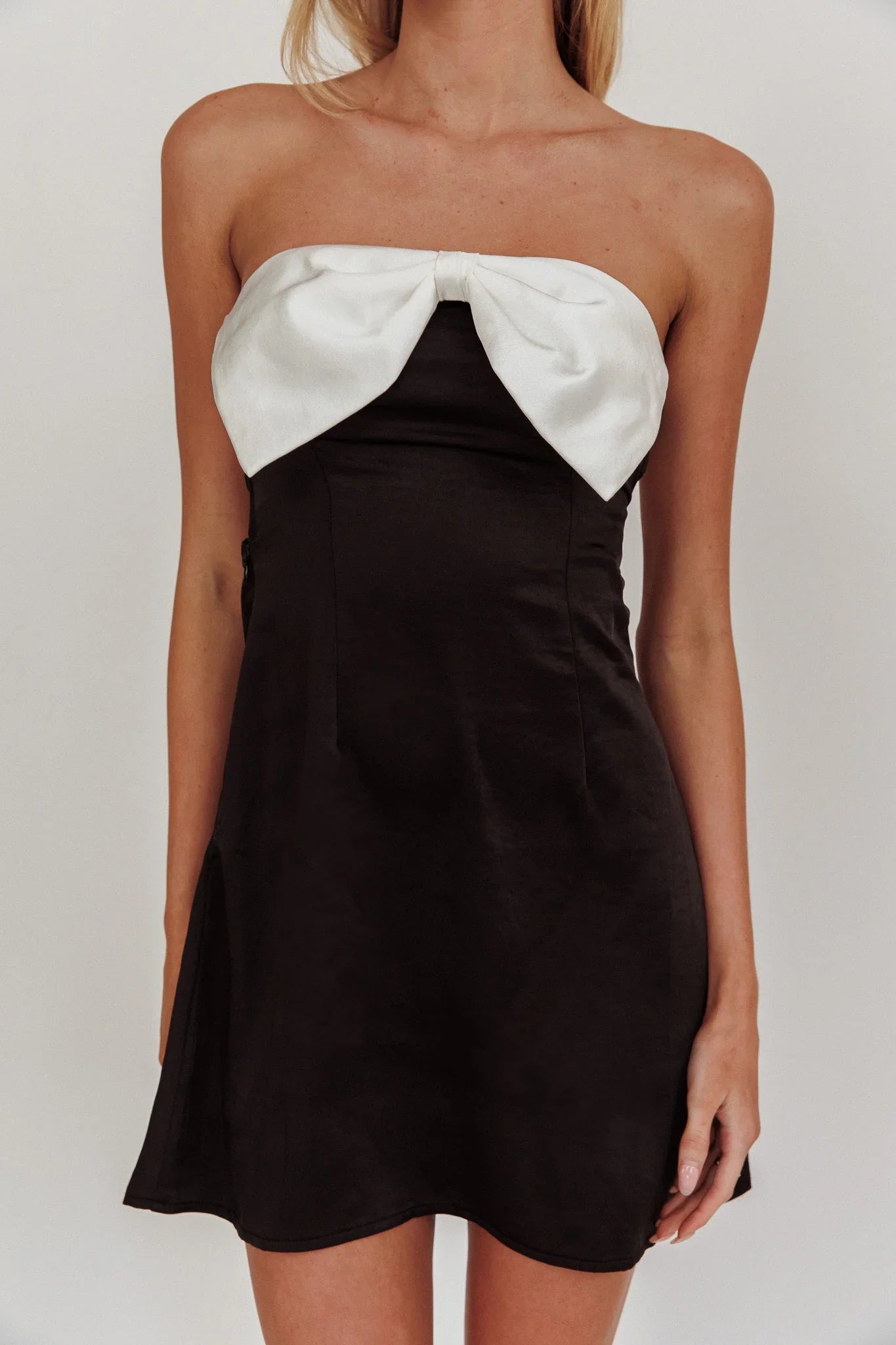 Sandi Bow Bust Mini Dress Black