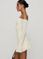 Vancesca Long Sleeve Mini Dress Cream
